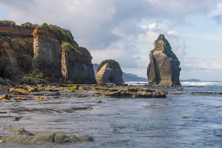 New Zealand selfie spots three sisters and elephant rock