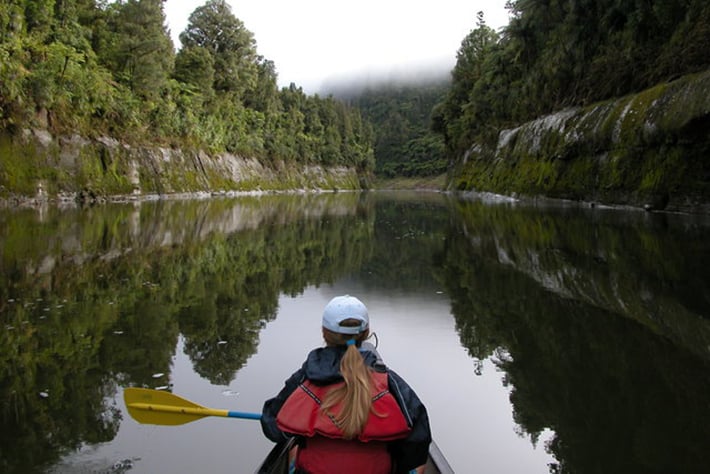 North Island family activities Canoe Whanganui River